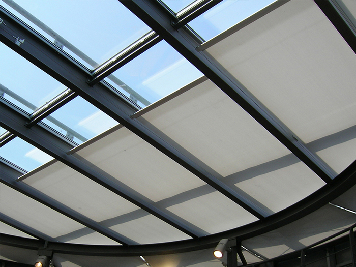 SR60 Indoor Skylight Awning System